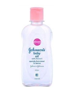 Johnsons Baby Oil With Vitamin E